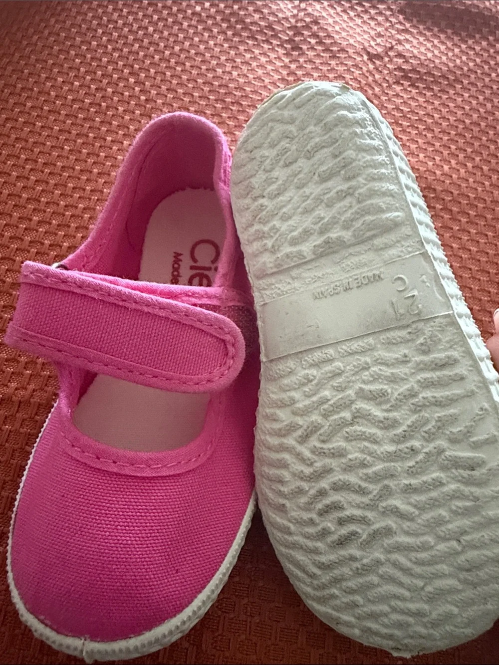 Cienta Bright Pink Canvas Mary Jane with Hook-and-Loop Strap